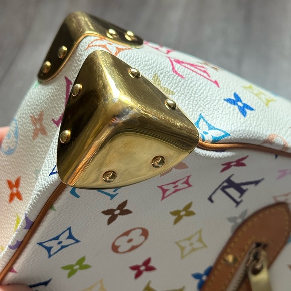 LOUIS VUITTON Monogram
Multicolor Boulogne shoulder bag - Picture 12 of 16